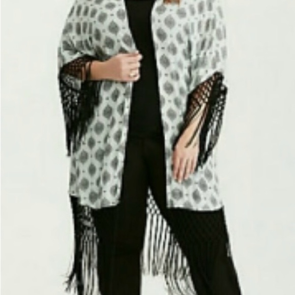 Torrid Seafoam Green and Black Fringed Kimono.